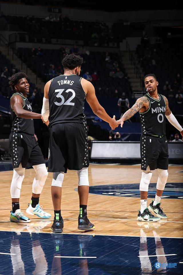 中就用行动 中就用行动