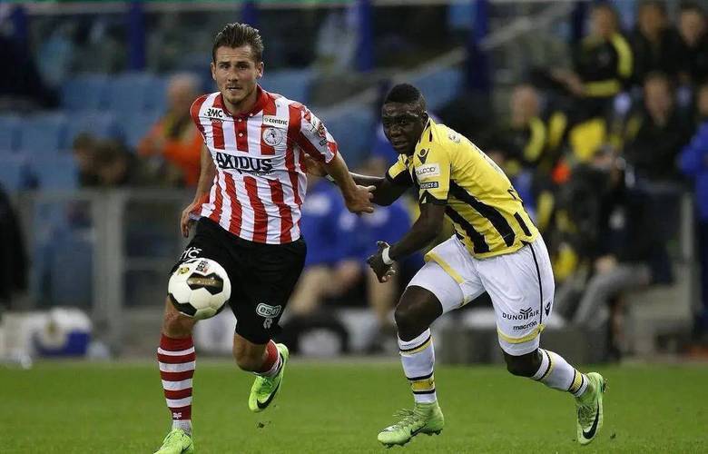 他少年从军 他少年从军