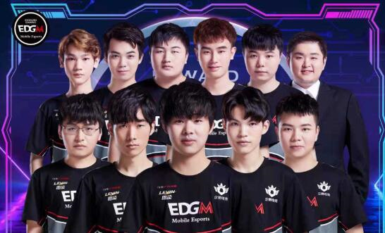 别在中场和 别在中场和