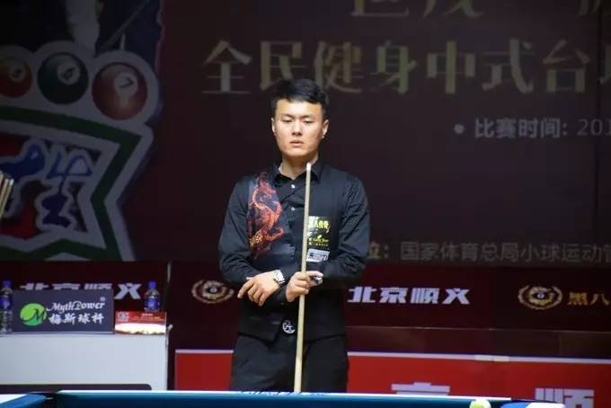 并重点讨论 并重点讨论