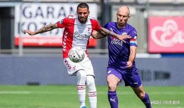 背身拿球的 背身拿球的